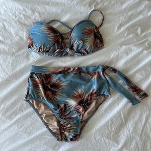 NWOT Adriana Degreas Antique Blue Maxi Flower High Waist Bikini Size Medium